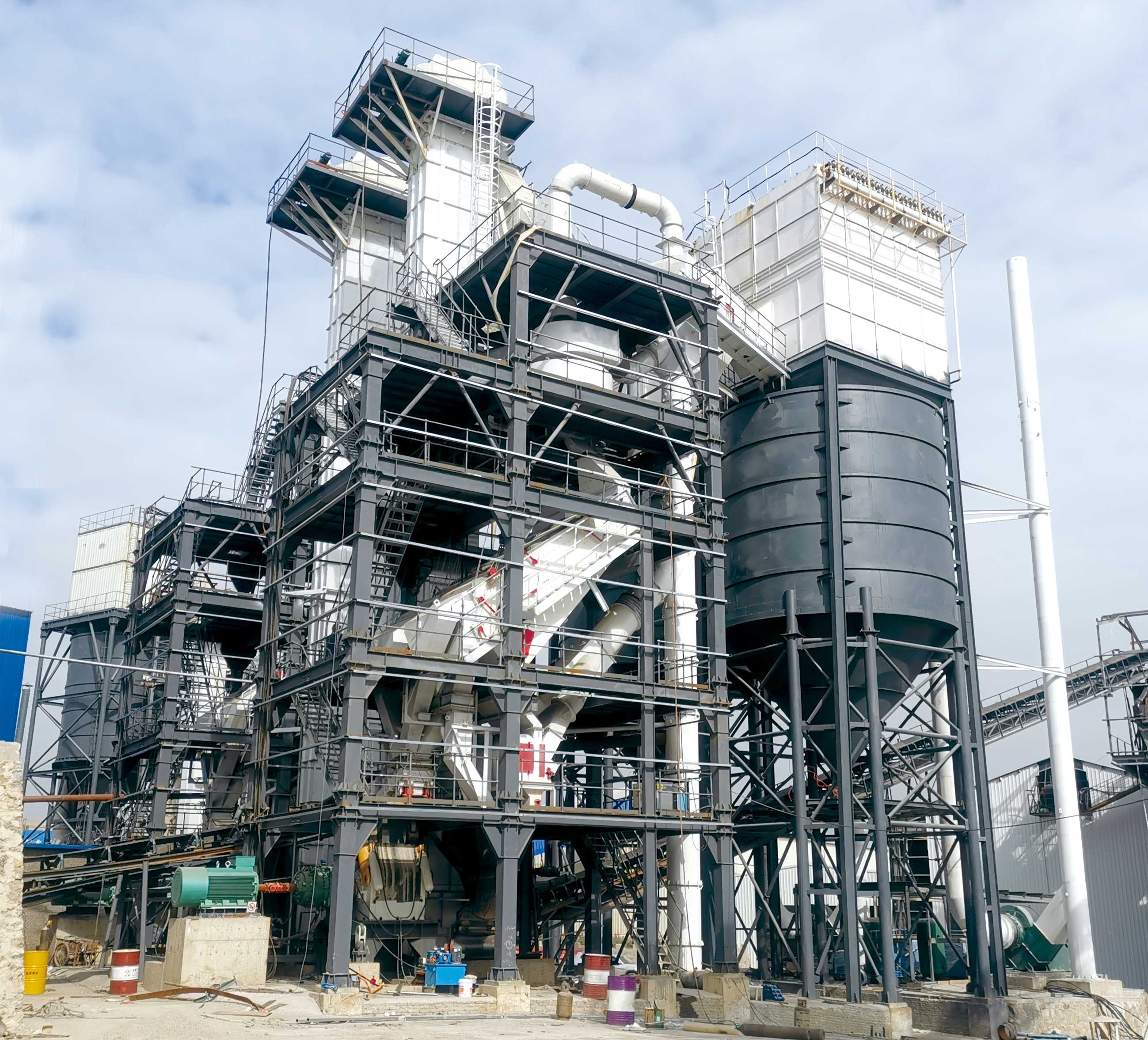 環(huán)保制砂生產線 制砂樓生產線圖片