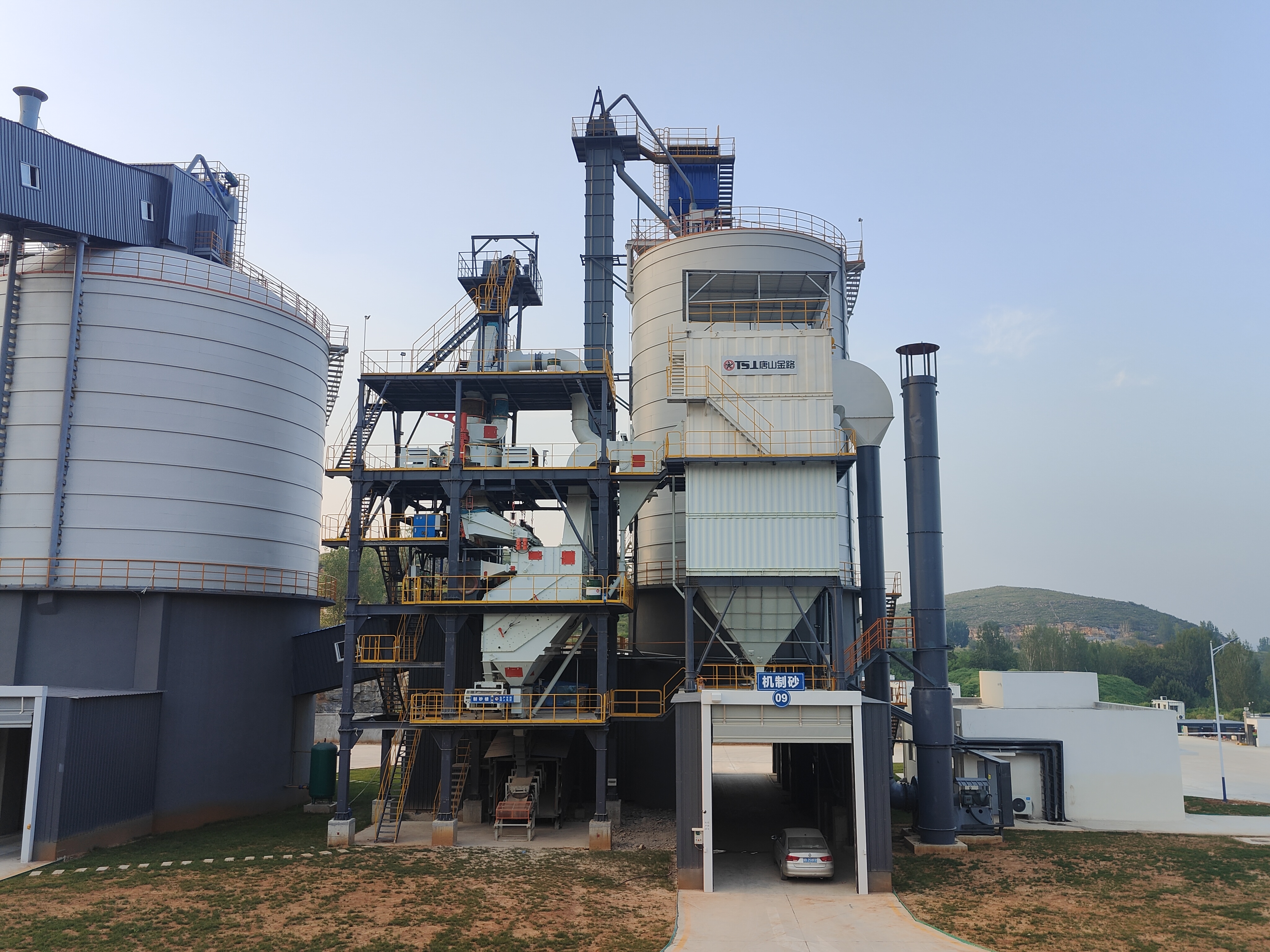 告別冬季停產！制砂樓干法制砂，寒冬里照樣穩(wěn)產增效